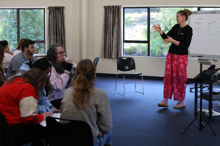 Experienced school counsellor and youth trainer Miriam Bucknell talks about how human brains process anxiety and fear. Experienced school counsellor and youth trainer Miriam Bucknell talks about how human brains process anxiety and fear.